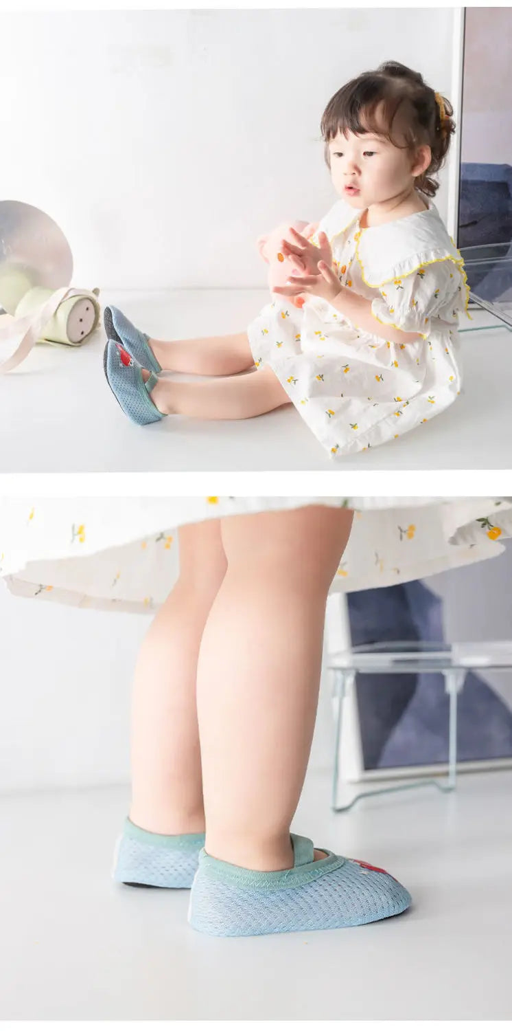 Baby Kleinkinderschuhe Lauflernschuhe rutschfeste Verdickung Schuhe Socken Bodenschuhe Fußsocken Tierstil für Babys Hausschuhe
