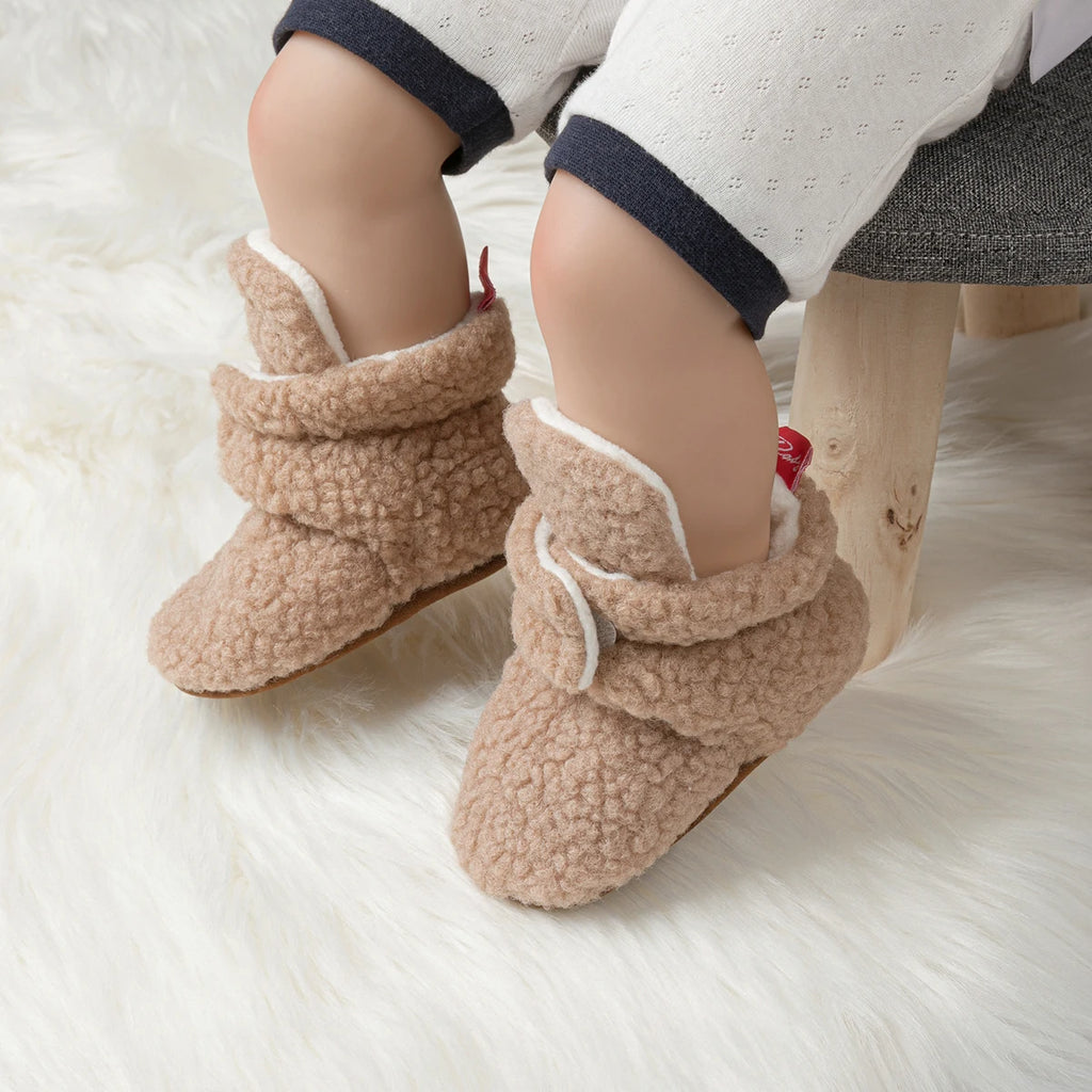Meckior Botines de forro polar para bebé, zapatillas para bebé, niña y niño, antideslizantes, suela blanda, calcetines para bebé, primeros andadores de recién nacido, zapatos cálidos para cuna