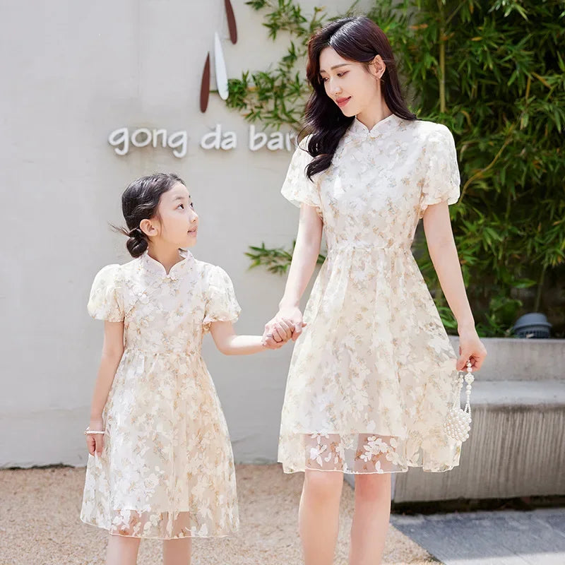Mother Daughter Matching Dresses Vintage CheongsamGirl Daily Wear Retro Floral Dress Princess Gown Summer Outfit Mommy and