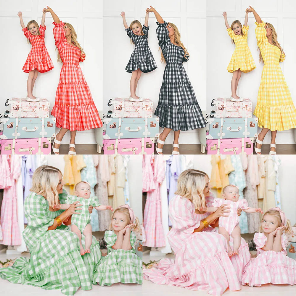 Mother and Daughter Matching Outfits Vestidos Family Matching Dresses Floral Printed Beach Family Look Dress